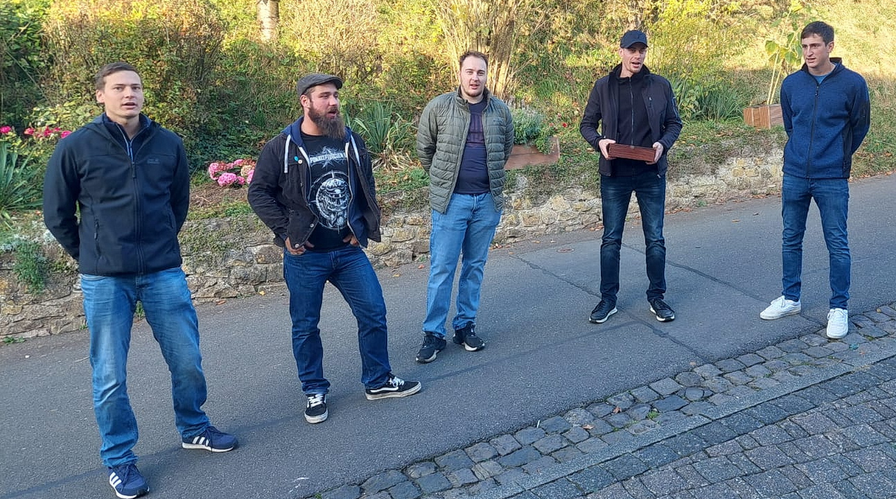 Mit von der Partie beim Brabbeln 2024 waren (v.l.) Kai Steffens, André Krüger, Joshua Hals, Raphael Drowe und Konstantin Odenthal, Simon Seidenfaden und Marco Sistig stießen später dazu. (c) Foto: Robert Ohlerth/pp/Agentur ProfiPress