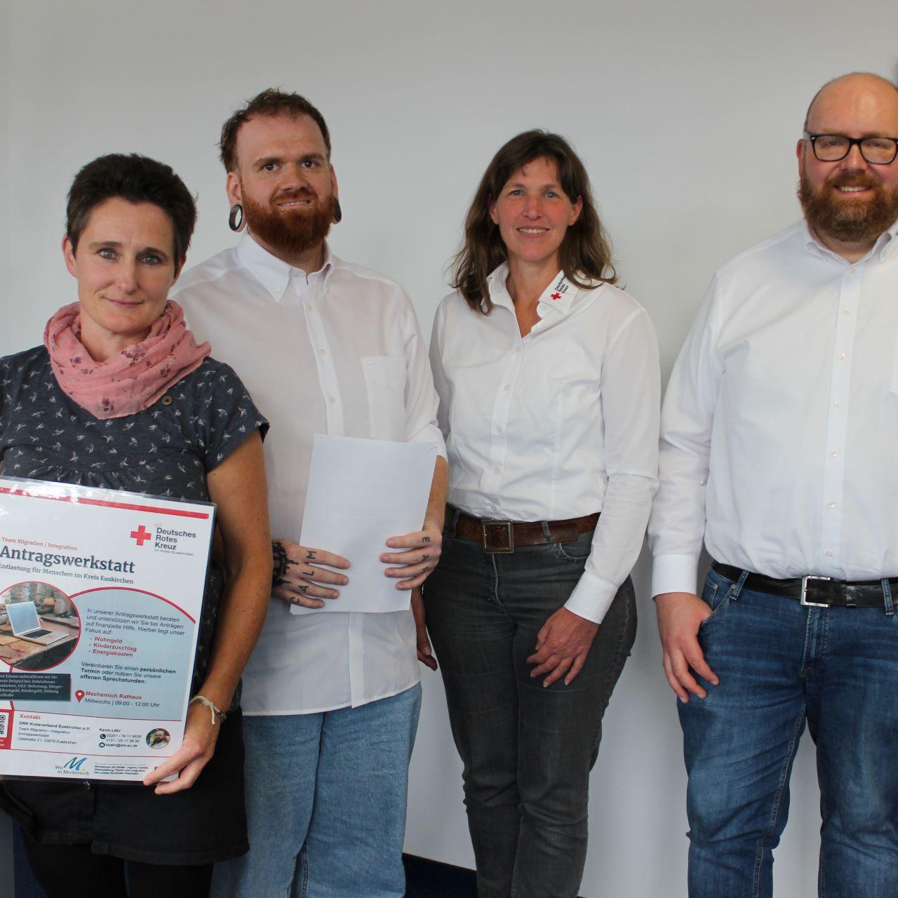 Ein positives Fazit nach zwei Jahren Antragswerkstatt zogen Kati Jakob, Fachbereichsleiterin Soziales der Stadt Mechernich, DRK-Sozialarbeiter Kevin Löhr sowie die Teamleiter Migration/Integration des DRK, Monika Schwingeler und Boris Brandhoff. (v.l.)