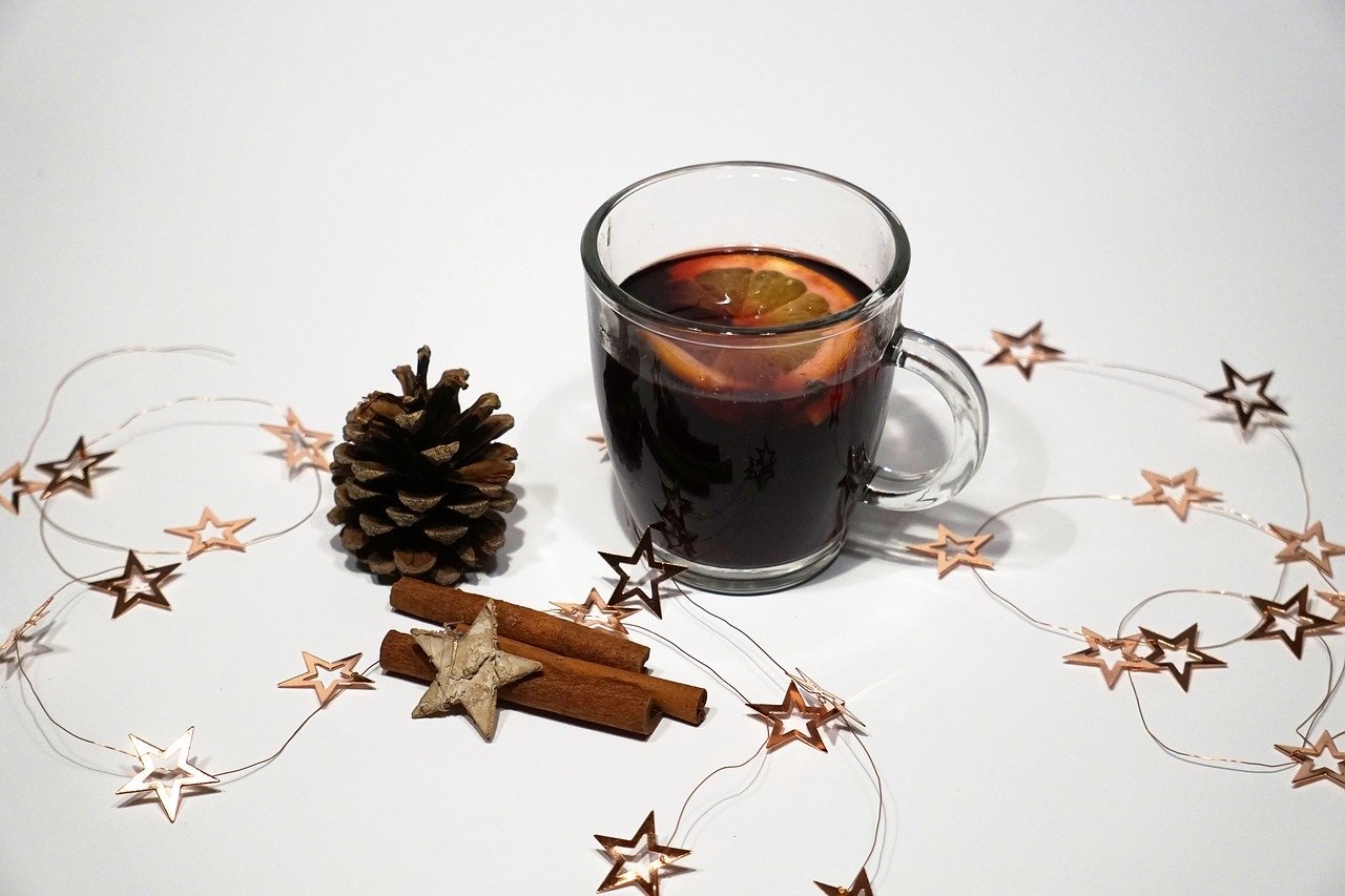 Glühwein (c) ManuErzi auf Pixabay