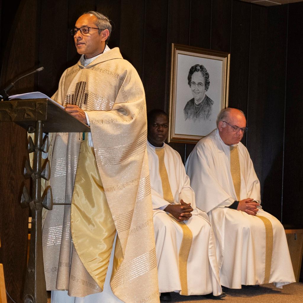 „Demut ist die innerste Stärke des Christen und das Kennzeichen der Communio in Christo“, sagte Generalsuperior Jaison Thazhathil in seiner Predigt zum 41. Gründungsgedenktag.