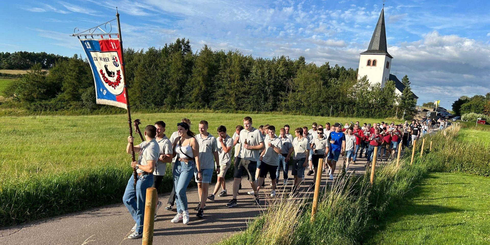 „Kirmes ausbuddeln - und jö!“ Die Mitglieder des Vereinskartells Weyer versprechen ein ausgelassenes Wochenende voller Highlights für Groß und Klein.