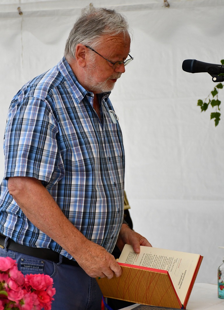 Lektor Werner Zeyen trug einen Text des Propheten Jesaja vor. (c) Foto: Manfred Lang/pp/Agentur ProfiPress