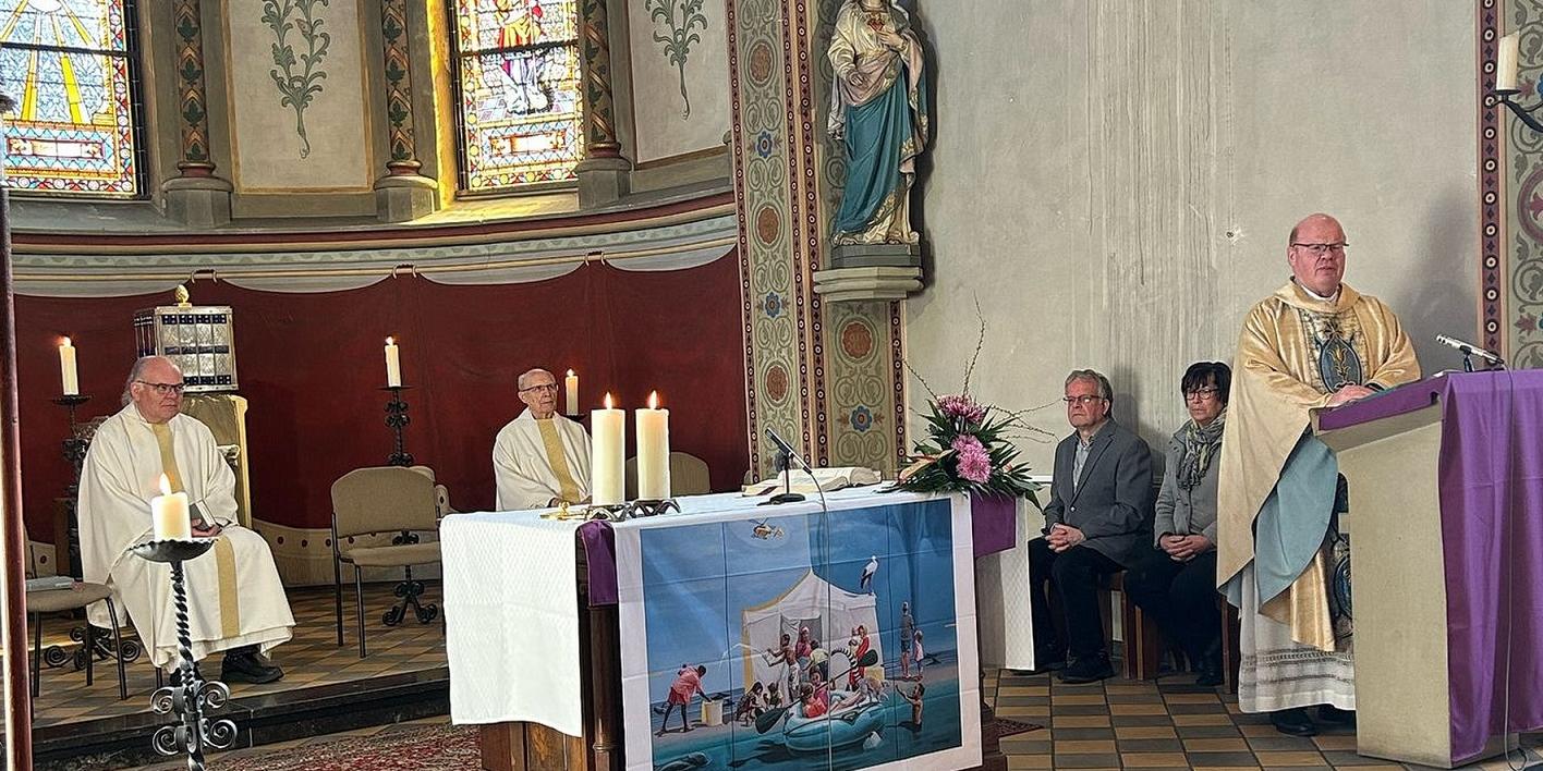 „Gerechtigkeit beginnt auf dem Acker“ ist die Devise der Eifeler Brunnenhilfe (EBI) in Mechernich, die seit genau 25 Jahren an verschiedenen Schauplätzen in Indien für tatkräftige Unterstützung der einheimischen Agrarbevölkerung sorgt.