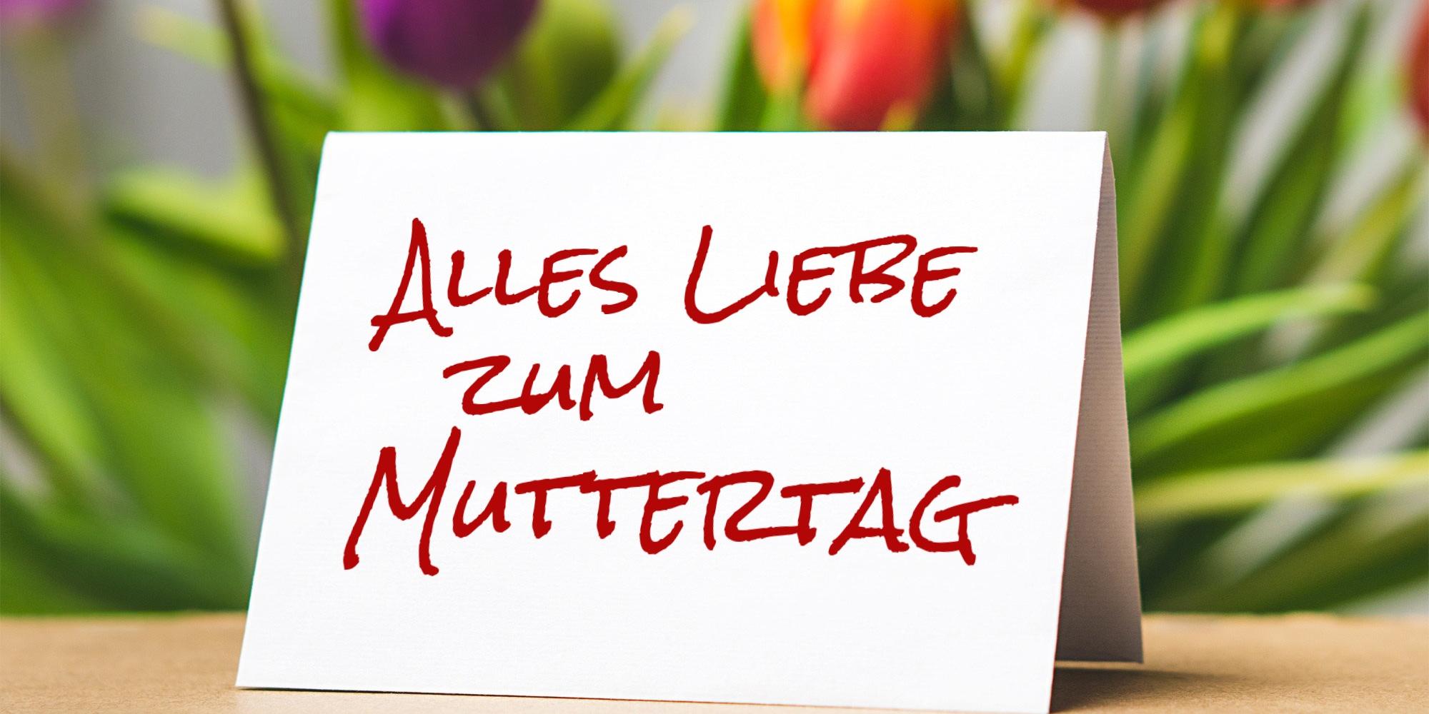 In Mechernichs Nachbarstadt Schleiden wurde die „LichtErlebnisKirche“ Scheuren eröffnet. Der Kirchenraum soll den Menschen mit einer kombinierten Licht-Audioinstallation Ruhe, Besinnung und Zuspruch vermitteln.