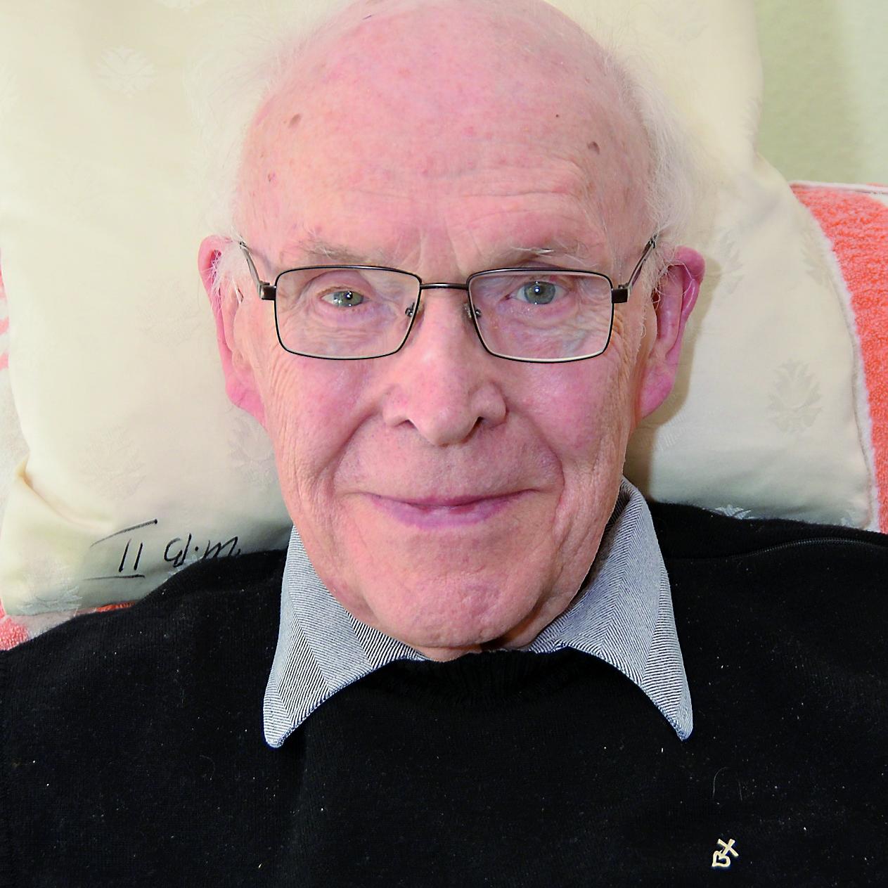 Pfarrer Gregor Stepkes (95), der 2023 in aller Stille sein 70-jähriges Weihejubiläum begangen hatte, starb Freitag im „Haus Effata“ des Ordo Communionis in Christo in Blankenheim, wo er seit fast zwei Jahrzehnten lebte und Seelsorger war.