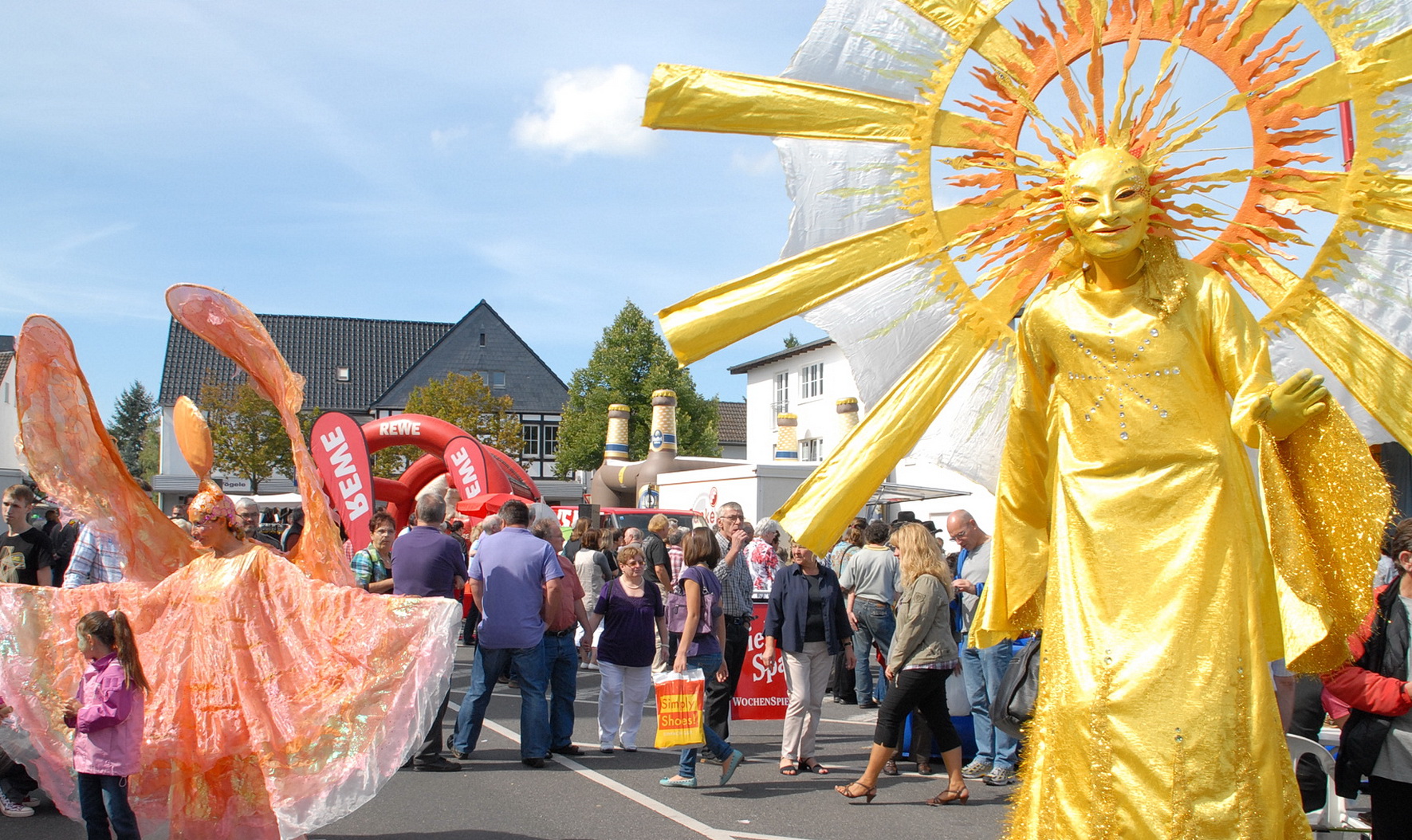 Zum 50-jährigen Jubiläum von Mechernich sind auch der Ordo Communionis in Christo sowie sein Sozialwerk mit einem eigenen Informationsstand auf dem Brunnenfest vertreten. (c) Archivbild: pp/Agentur ProfiPress