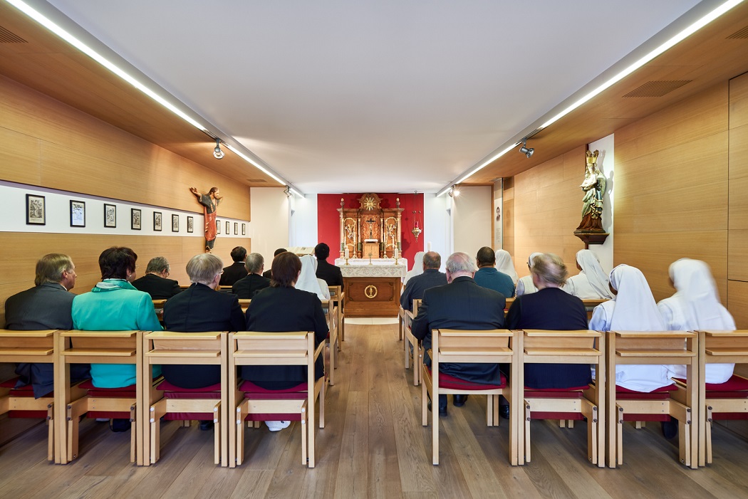 In der Hauskapelle der Communio wird ab 4. Oktober an jedem ersten Freitag im Monat um 17.00 Uhr ein Rosenkranz für den Frieden in der Welt gebetet. (c) Foto: Hanna Witte