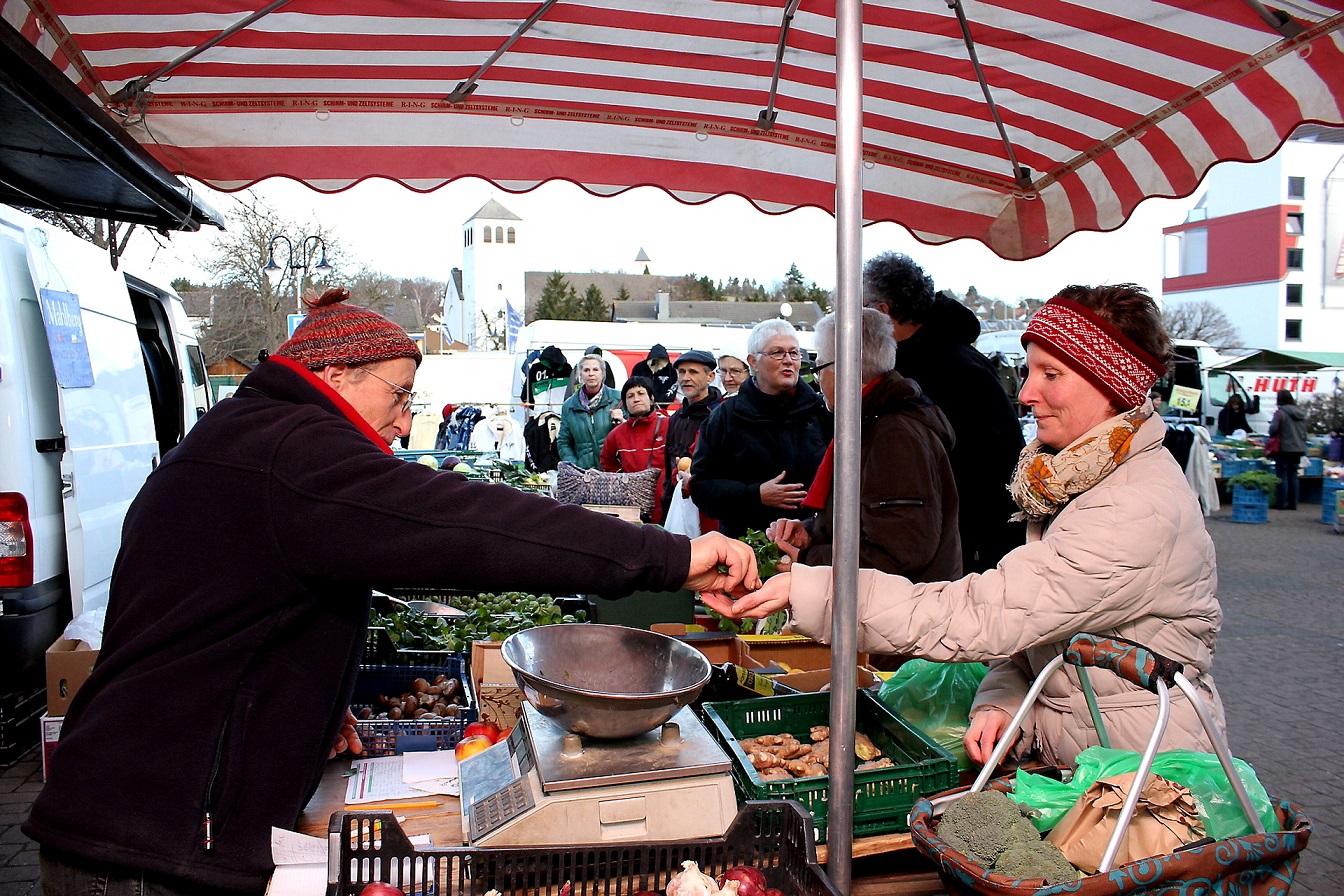 Der Mechernicher Wochenmarkt wird um einen Tag auf Donnerstag, 2. Oktober, vorverlegt. (c) Archivbild: pp/Agentur ProfiPress