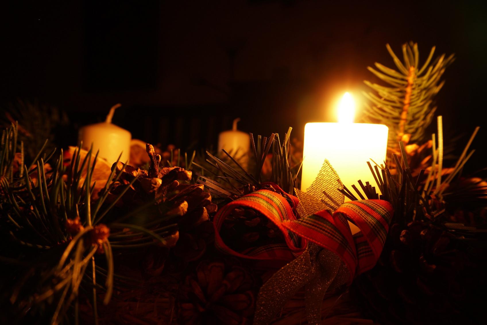 advent-3858918_by_kmicican_cc0-gemeinfrei_pixabay_pfarrbriefservice (c) kmicican / cc0 – gemeinfrei / Quelle: pixabay.com