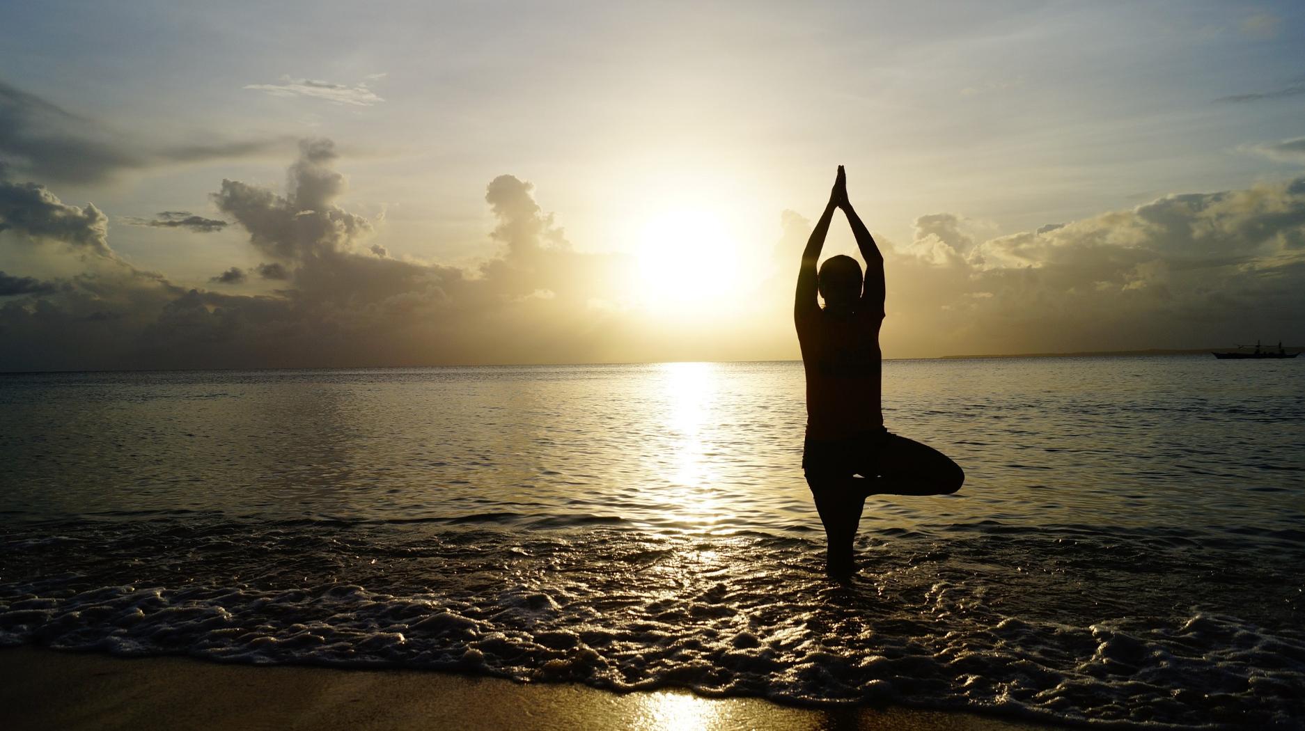 Yoga (c) pixabay, Pfarrbriefrservice.de